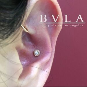 BVLA rose cut diamond milgrain threadless end 14kt yellow gold